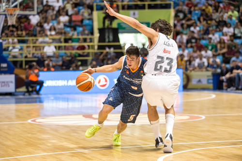 Ricardo Fischer marcou 26 pontos e teve grande atuação no domingo (Caio Casagrande/Bauru Basket)