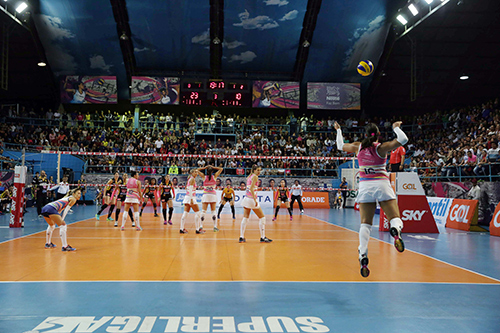 Vôlei Nestlé x Praia Clube em Osasco, no José Liberatti (João Neto/Fotojump)