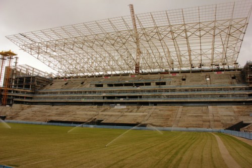 Arena Corinthians agora conta com gramado (Odebrech)