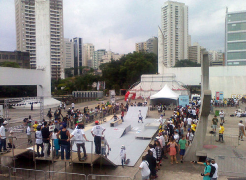 Skate no Memorial da América Latina