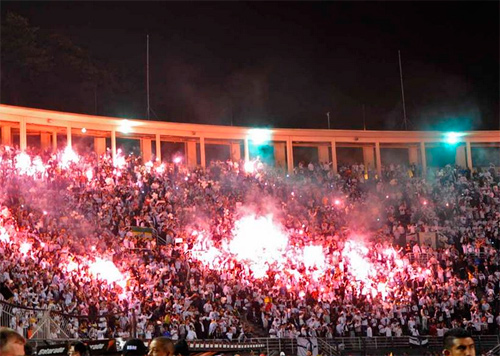 Torcida do Santos no Pacaembu (Santos FC)