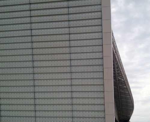 Detalhe da fachada e da cobertura da Arena Corinthians (Andrei Spinassé/Esportividade)