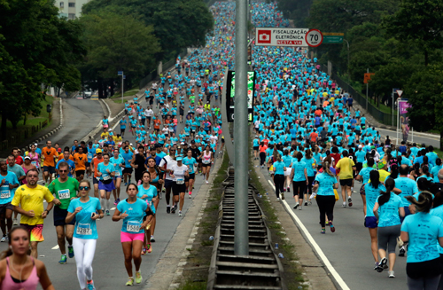 Mulheres participaram em grande número da Princess Magical Run em 07/03/15