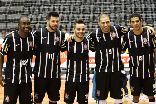 Jogadores de futsal do Corinthians (Divulgação)
