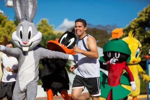 Corrida e personagens da Looney Tunes (Divulgação)