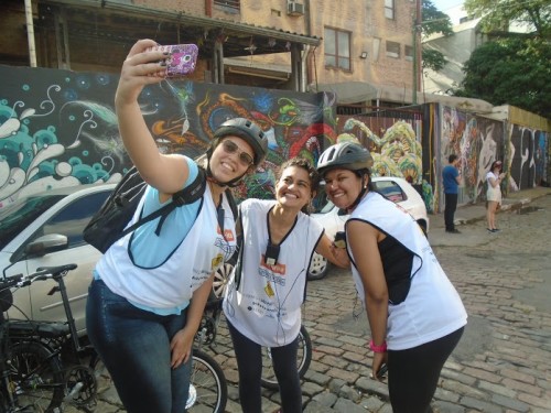 Vale uma selfie na Vila Madalena (biketoursp)