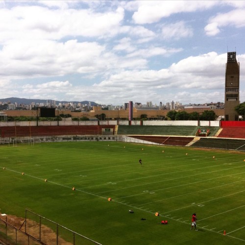 Estádio do Canindé com marcações do futebol americano (Lusa Lions)