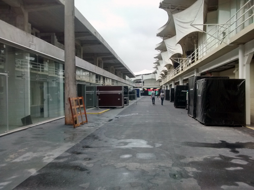 Paddock de Interlagos em 4 de novembro de 2015 (Andrei Spinassé/Esportividade)