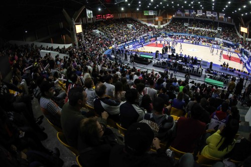 Ginásio Professor Hugo Ramos, em Mogi das Cruzes (Luiz Pires/LNB)