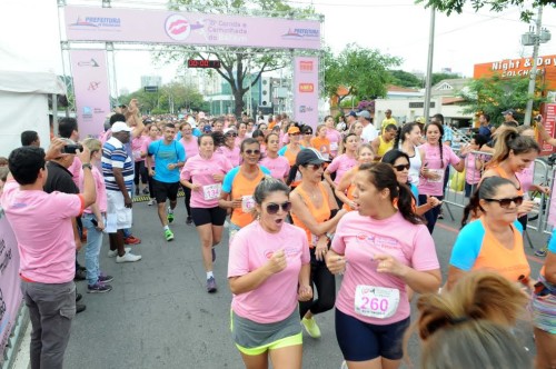 Corrida do Batom em Guarulhos: só para mulheres (Sidnei Barros/PMG)