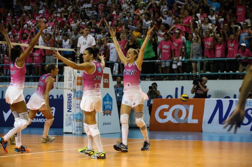 Vibração do Vôlei Nestlé em casa (Luiz Pires/Fotojump)