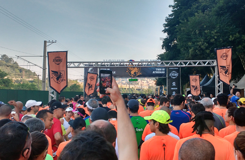 Momentos antes da largada da prova Athenas 12k-2016 (Esportividade)