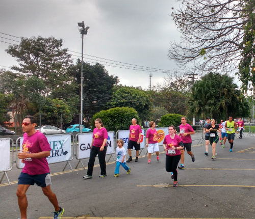 Chegada da SP Run, que também teve caminhada (Esportividade)