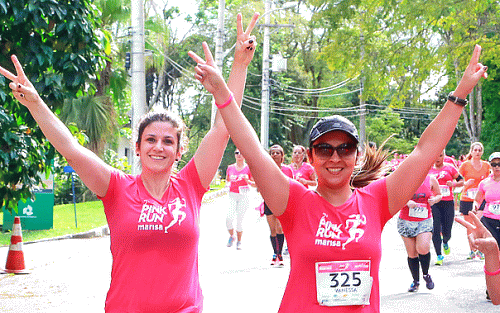Corrida feminina Pink Run (SportsFuse)