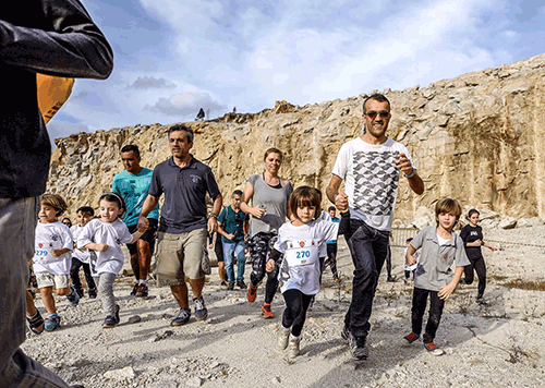 Iron Kids na pedreira Anhanguera, em Cajamar (Iron Race/Divulgação)